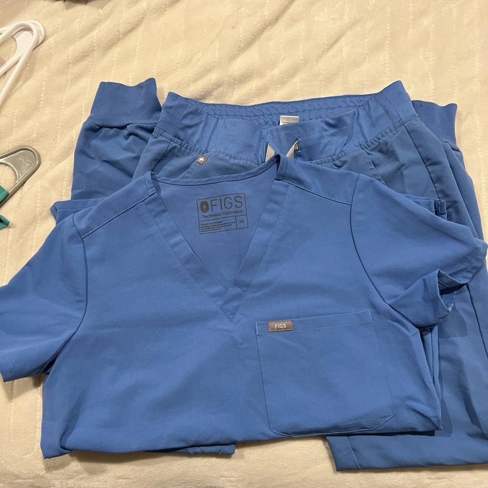 Ceil Blue Figs Set